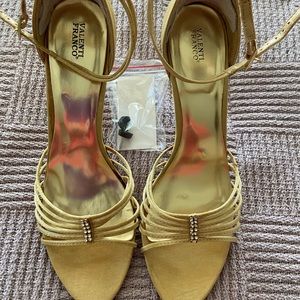 ⬇️Valenti Franco Gold Sandals - Marked Down